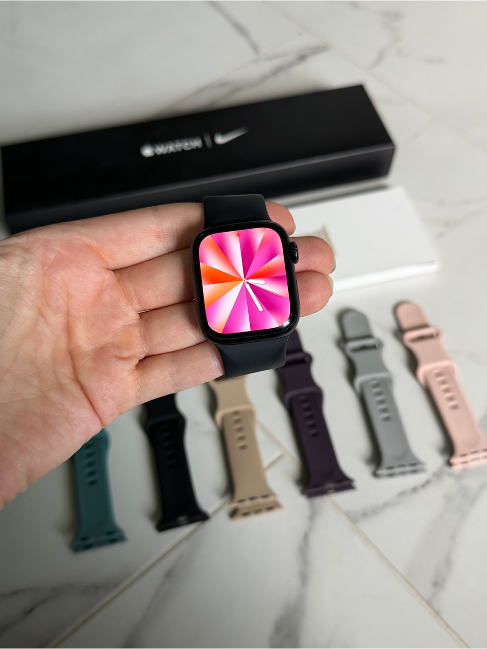 Apple Watch Series 8 (GPS) with Apple Stretch Band included!